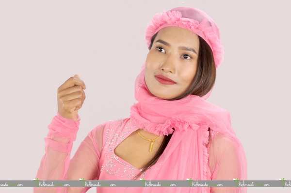 Roji Gurung – Gallery 1